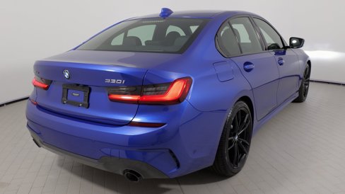 Used 2021 BMW 330i xDrive Sedan w/ M Sport Package image 16