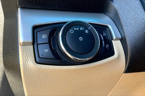Certified 2016 Ford Explorer XLT image 31