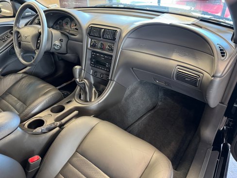 Used 2001 Ford Mustang GT image 28