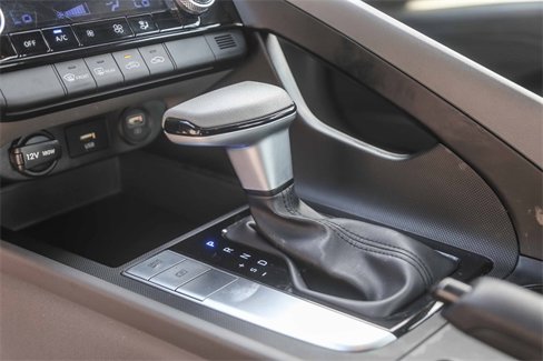 Used 2023 Hyundai Elantra SEL image 22