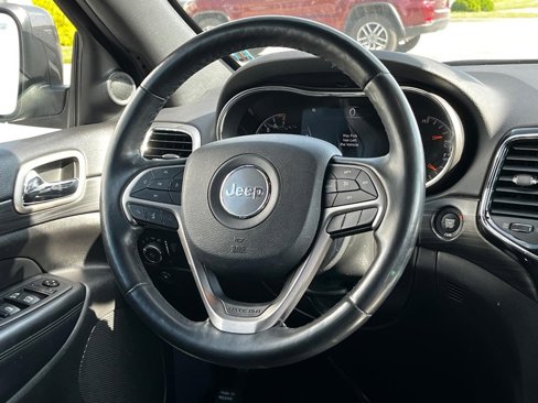 Used 2021 Jeep Grand Cherokee Laredo X image 15