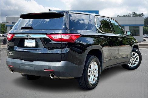 Used 2020 Chevrolet Traverse LS image 6