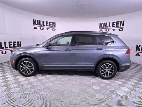 Used 2021 Volkswagen Tiguan SE image 4