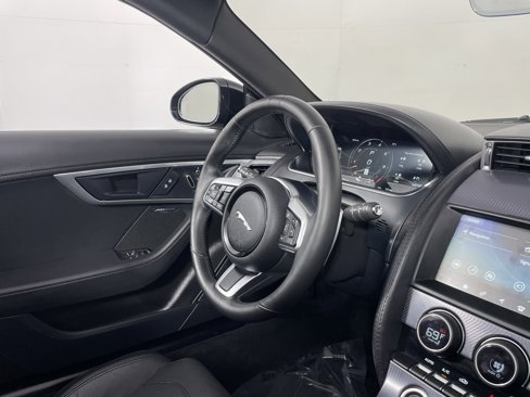 Used 2024 Jaguar F-TYPE R-Dynamic image 10