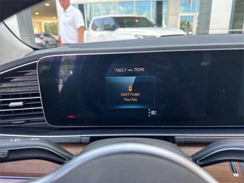 Certified 2020 Mercedes-Benz GLS 450 4MATIC image 4