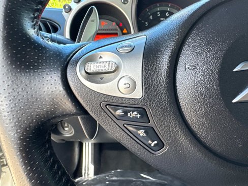 Used 2015 Nissan 370Z Touring image 26