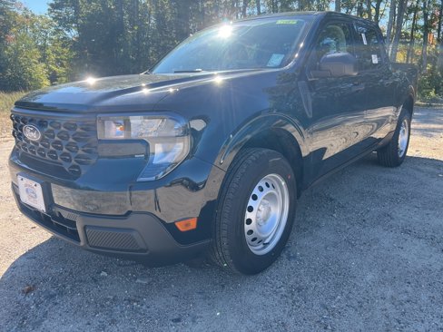 New 2025 Ford Maverick XL image 3