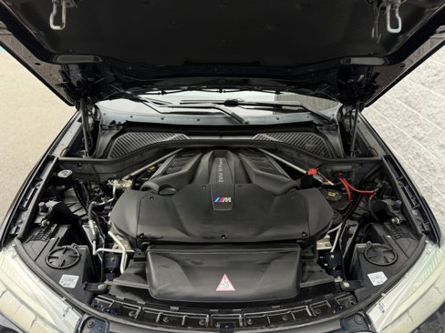 Used 2015 BMW X5 M image 5