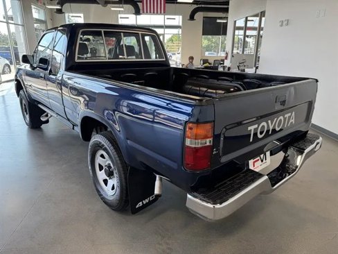 Used 1992 Toyota Pickup Deluxe image 5