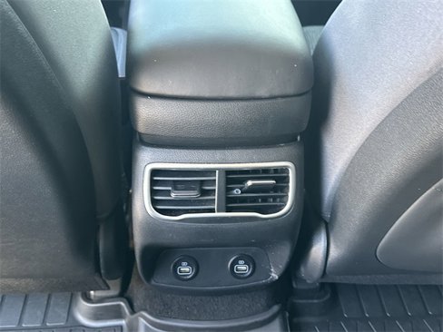Used 2023 Hyundai Santa Fe SEL image 15