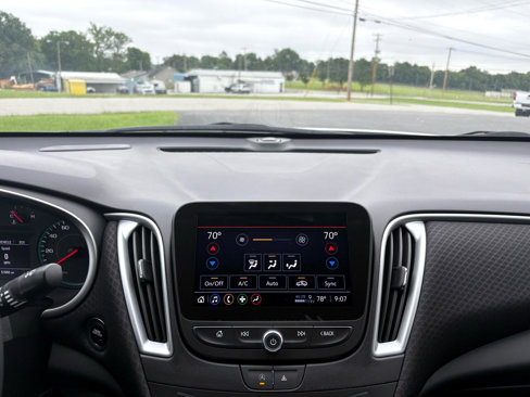 Used 2024 Chevrolet Malibu LT image 17