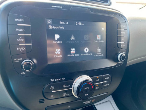 Used 2018 Kia Soul + image 20