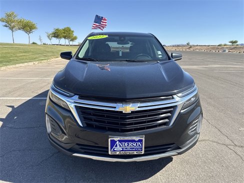 Used 2022 Chevrolet Equinox LT image 2