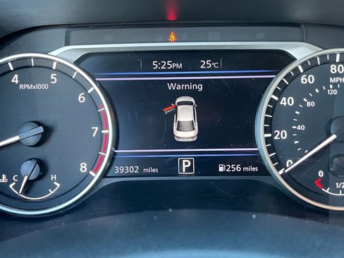 Used 2021 Nissan Sentra SV image 38