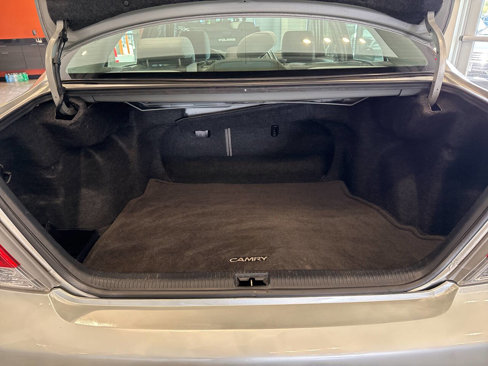 Used 2005 Toyota Camry LE image 31