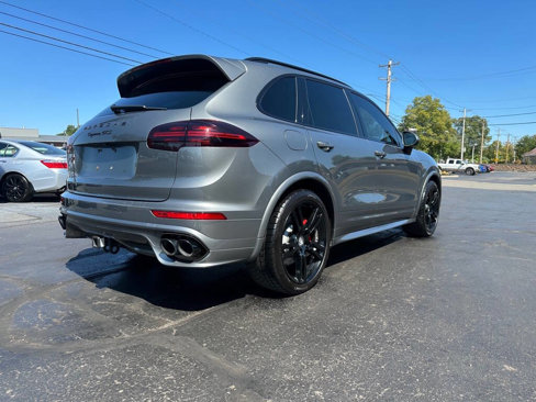Used 2016 Porsche Cayenne GTS image 6