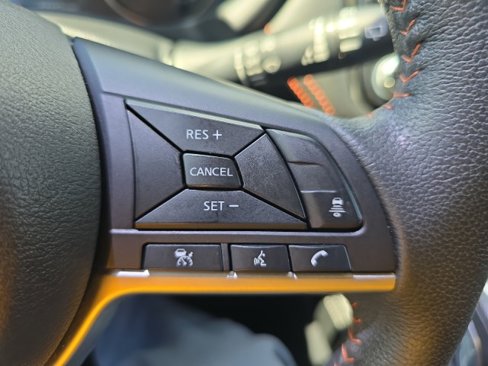 Used 2021 Nissan Kicks SR image 21