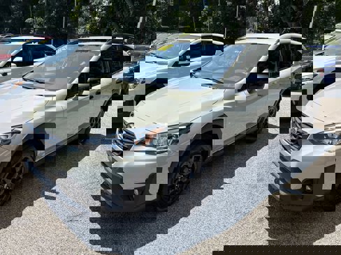 Used 2023 Subaru Crosstrek 2.0i Premium w/ Special Edition image 3