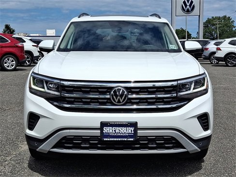 Used 2021 Volkswagen Atlas SE image 2