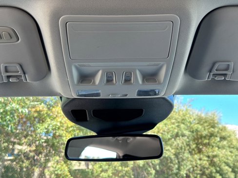 Used 2021 Ford Escape Titanium image 23