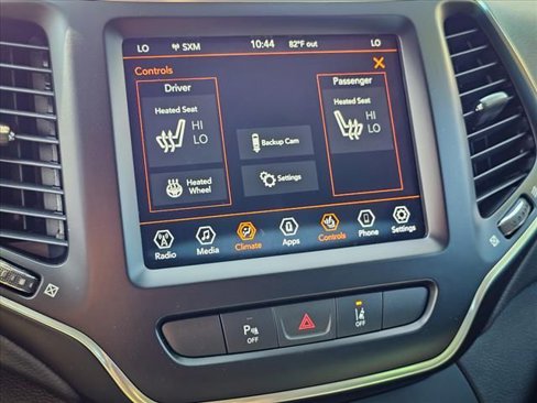 Certified 2021 Jeep Cherokee Latitude Lux w/ Comfort/Convenience Group image 25