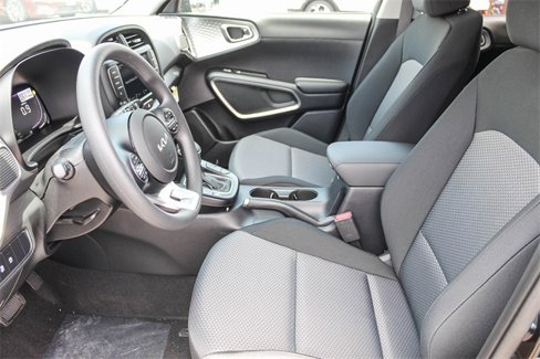 New 2025 Kia Soul LX w/ LX Technology Package image 18