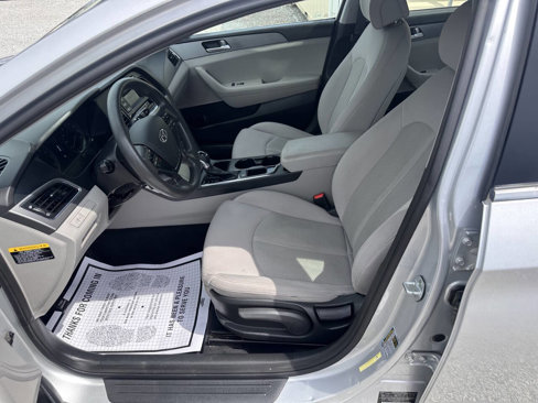 Used 2015 Hyundai Sonata SE image 10