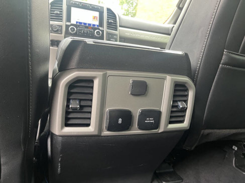 Used 2021 Ford F250 Lariat image 16