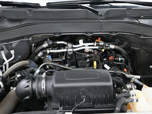 Used 2023 Ford Explorer XLT w/ Equipment Group 202A image 10