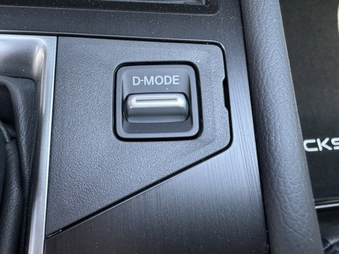 New 2025 Nissan Kicks SV image 21
