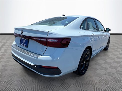 New 2025 Volkswagen Jetta SE image 7