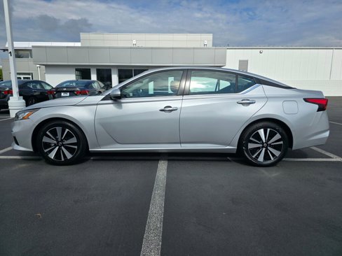 Used 2022 Nissan Altima 2.5 SV image 7