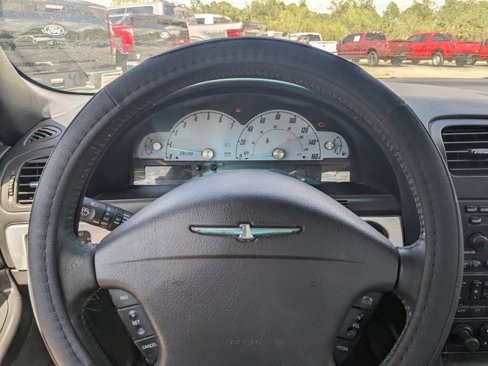 Used 2002 Ford Thunderbird image 21