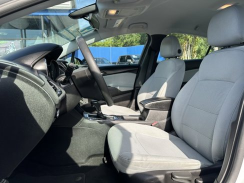 Used 2019 Chevrolet Cruze LS image 14