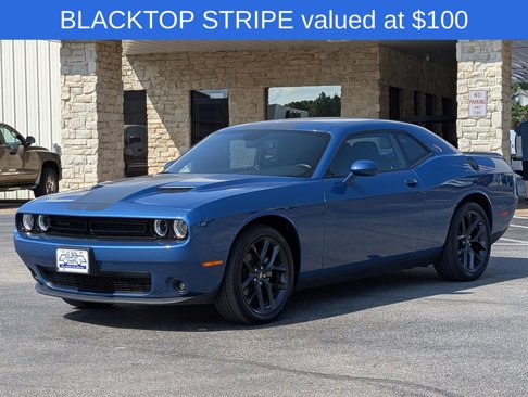 Used 2022 Dodge Challenger SXT w/ Blacktop Package image 3
