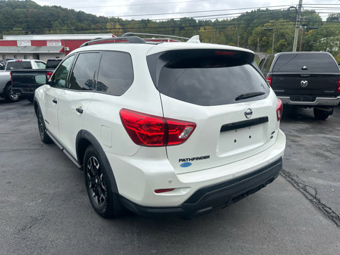 Used 2020 Nissan Pathfinder SL image 7