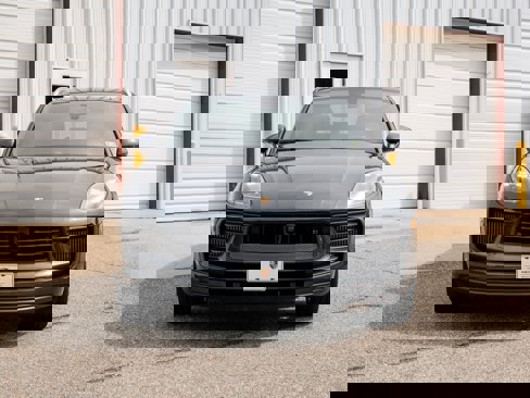 Certified 2024 Porsche Macan S image 12