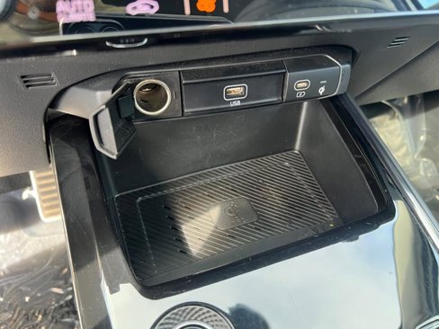 Used 2023 Kia Niro Wave image 27