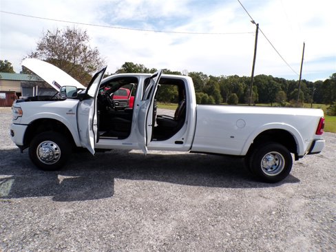 Used 2020 RAM 3500 Laramie image 20