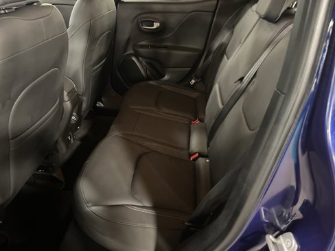 Used 2021 Jeep Renegade Limited image 10
