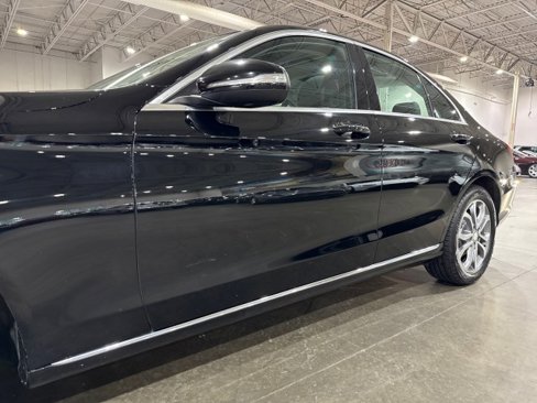 Used 2015 Mercedes-Benz C 300 4MATIC Sedan image 22