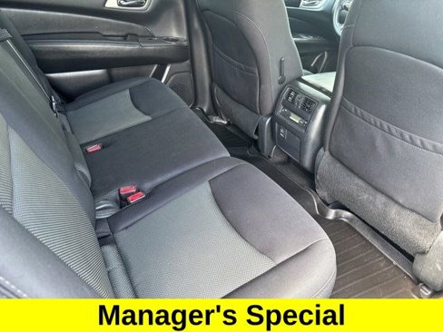 Used 2018 Nissan Pathfinder S image 33