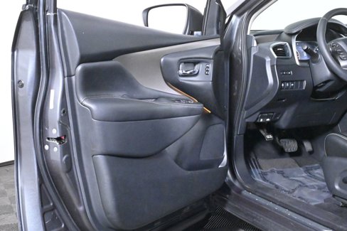 Used 2019 Nissan Murano SL w/ Cargo Package image 31