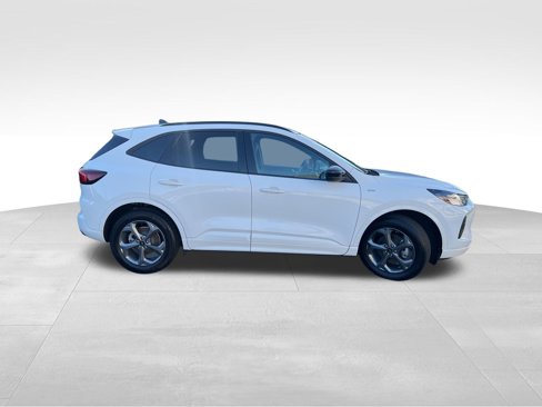 Used 2023 Ford Escape ST-Line Select image 6