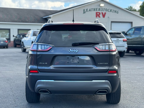 Used 2022 Jeep Cherokee Limited image 6