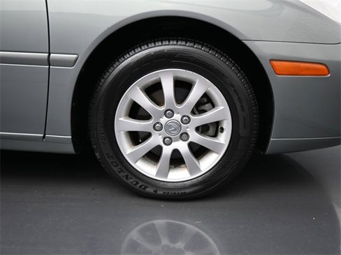 Used 2004 Lexus ES 330 image 43
