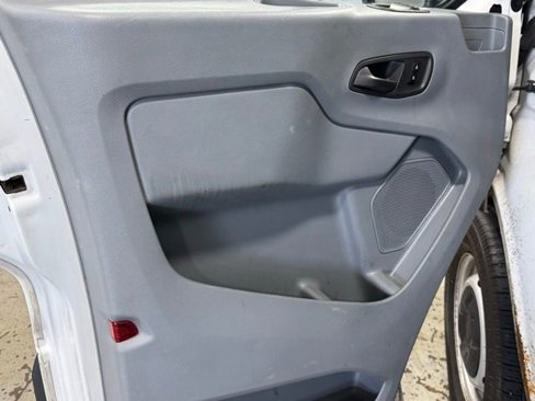 Used 2017 Ford Transit 350 130 Medium Roof image 9