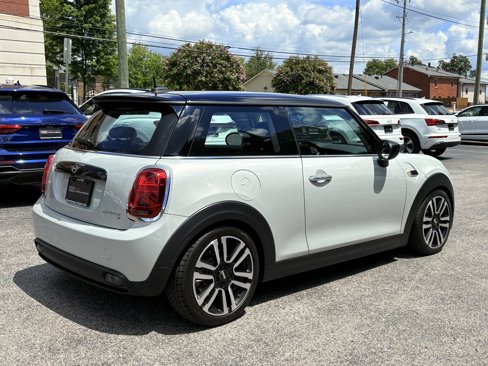 Used 2021 MINI Cooper SE w/ 6.5" Touchscreen Package image 3
