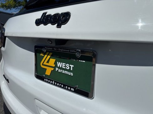 Certified 2022 Jeep Compass Altitude w/ Sun and Sound Group image 16