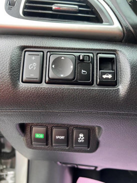 Used 2016 Nissan Sentra SR image 18